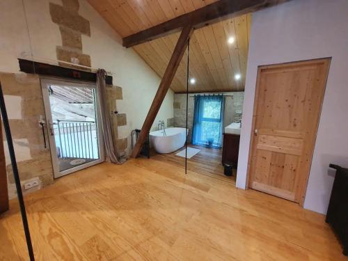 Chambre accès séparé, vignes, océan et Bordeaux