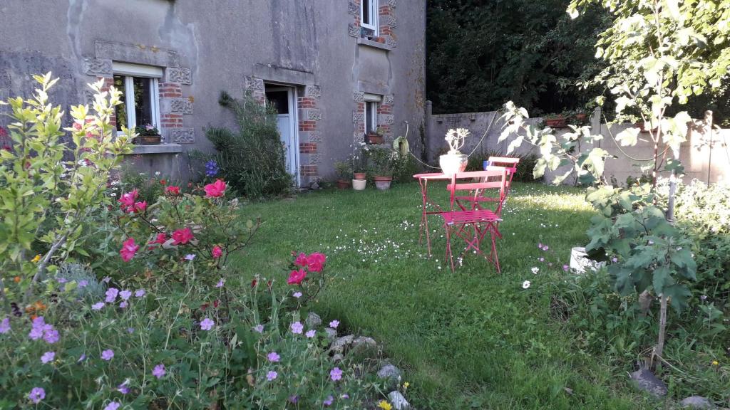 B&B / Chambre d'hôtes Chambre d hôte chez Fany 7 Route de Quenecan 22530 Mûr-de-Bretagne