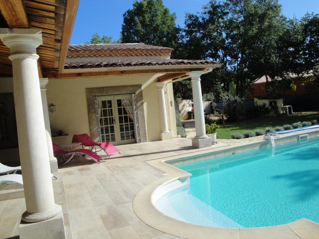 B&B / Chambre d'hôtes Chambre d'Hôte Couguiolet - avec piscine 217 Route de Marignac 30700 Foissac