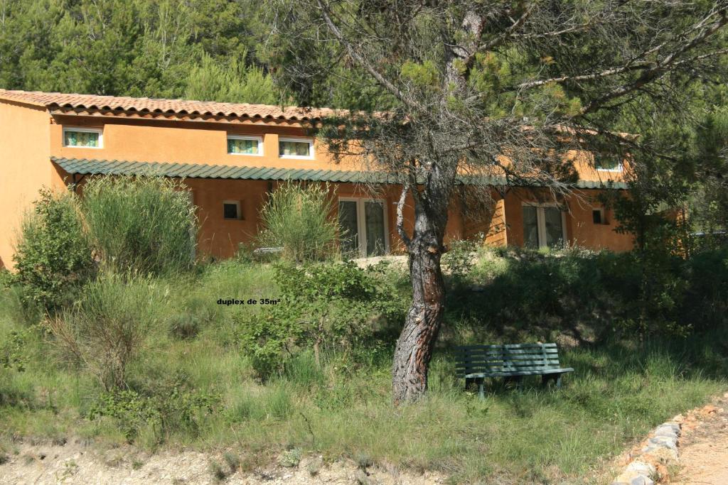 Chambre d'hôte Domaine de Bois joli rte d'eygaliers lieu dit cost, 26170 Buis-les-Baronnies