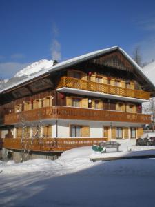 B&B / Chambre d'hôtes CHAMBRE d'HÔTE LA PETITE BERGERIE 247 ROUTE DU RYS 74360 La Chapelle-dʼAbondance Rhône-Alpes