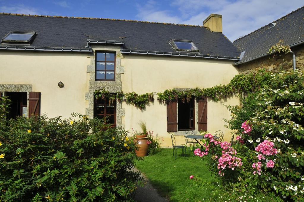 Chambre d'hotes Au Vieux Moulin Kerguilan, 29360 Clohars-Carnoët