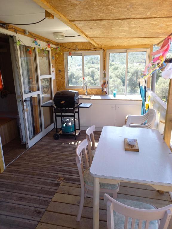 Chambre d'hôtes dans Villa Diane 83250 La Londe-les-Maures