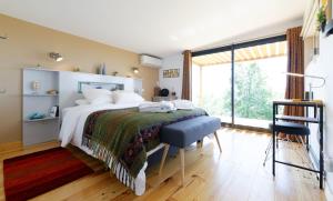 Chambre d'hôtes de charme à la Maison Bleue