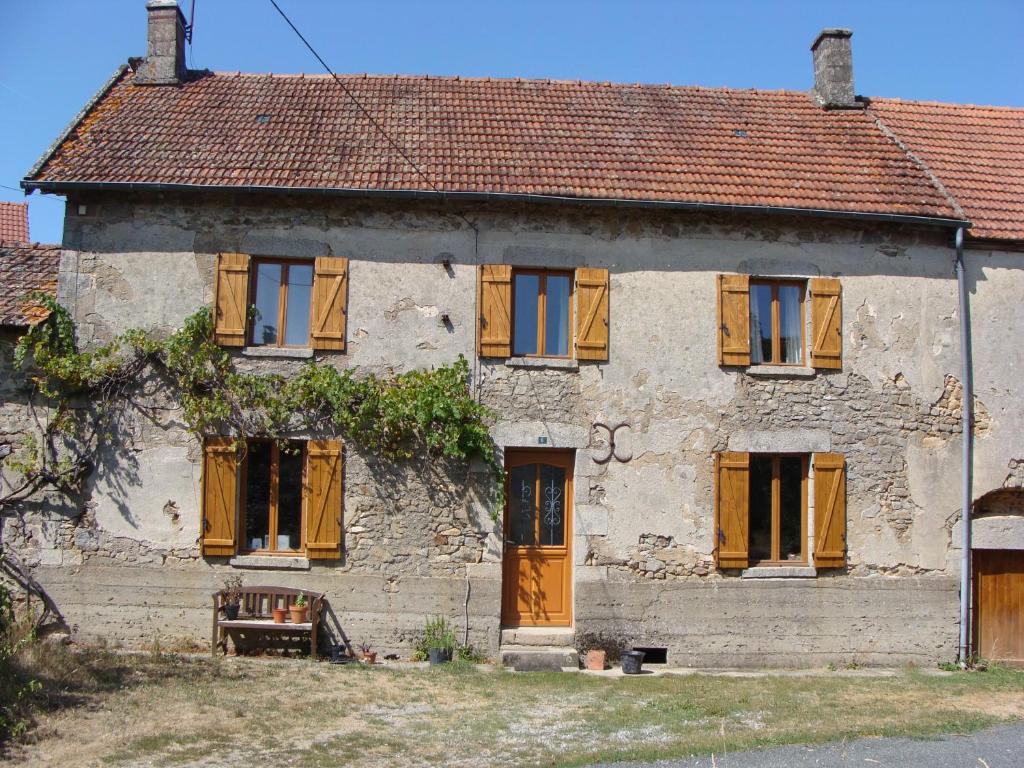 B&B / Chambre d'hôtes Chambre d'hôtes de puy faucher 6 Puy Faucher 23210 Arrènes