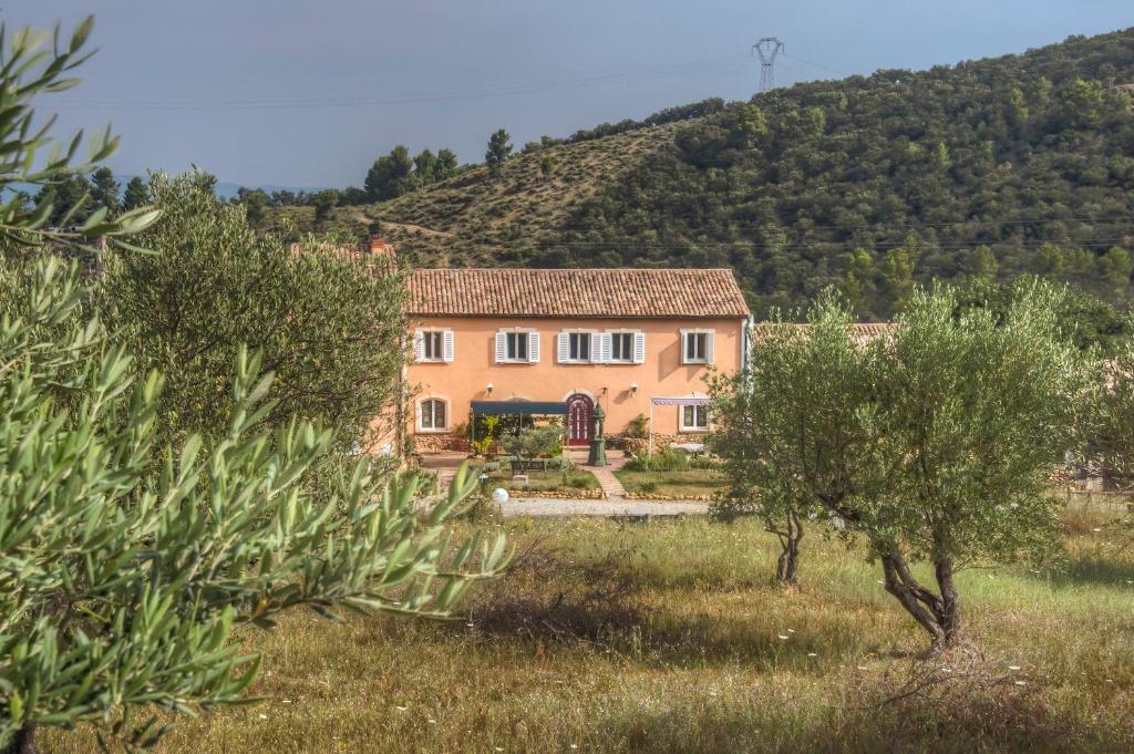 Chambre d'Hotes La Brunetière La Brunetière, Route de Manosque, 04800 Gréoux-les-Bains