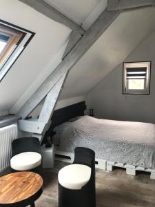 B&B / Chambre d'hôtes Chambre d'hôtes \ 48Bis rue de la dessous 80240 Nurlu Picardie