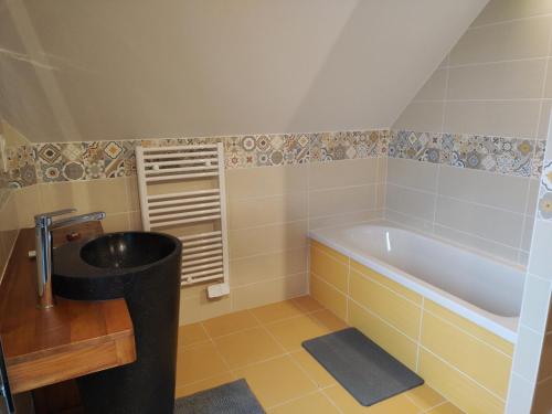 B&B / Chambre d'hôtes Chambre d'hôtes Seiz Breur 2 4 rue de l'estran 22770 Lancieux Bretagne