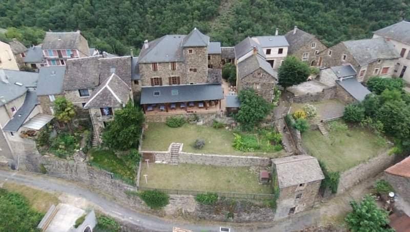 B&B / Chambre d'hôtes Chambre de La Tour Le Bourg 12430 Ayssènes-la-Bacaresse
