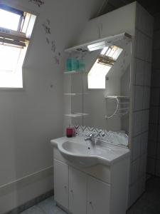 B&B / Chambre d'hôtes Chambre de pouligny 6 Hameau Pouligny 14400 Saint-Vigor-le-Grand Normandie