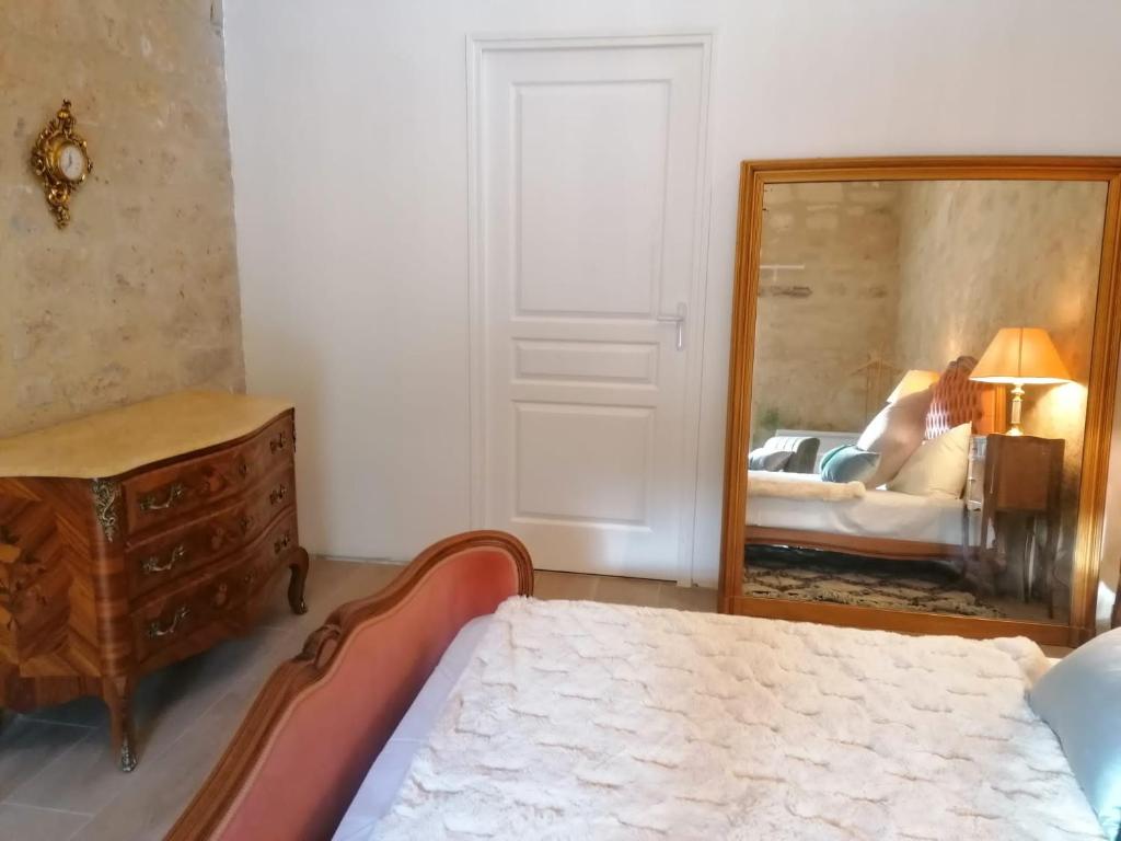 Chambre et belle terrasse Rue de Gisors, 95750 Chars