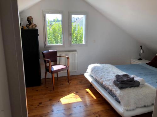 Chambre hôtes nichée sous les toits