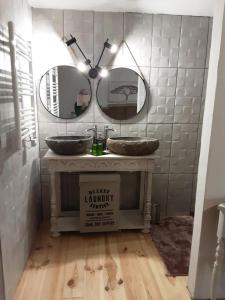 chambre k au domaine du mont scolan