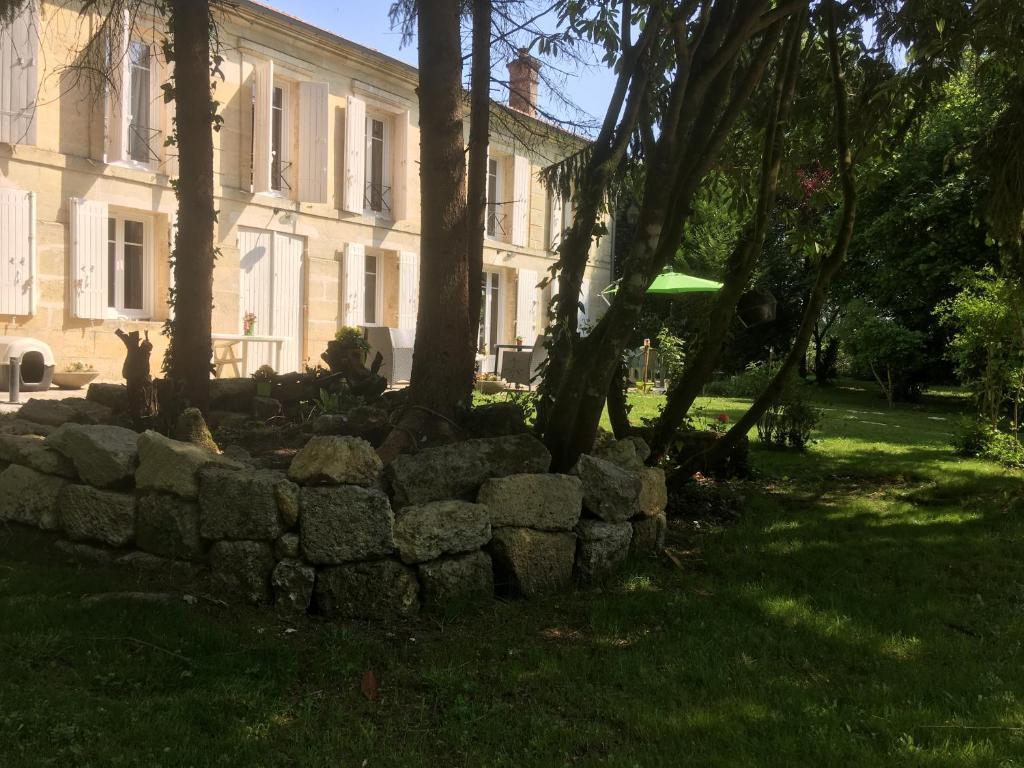 B&B / Chambre d'hôtes Chambre La Garenne La Garenne 33920 Saint-Vivien-de-Blaye