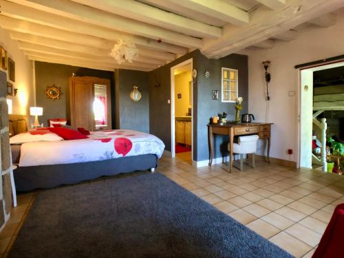 Chambre Les Anges proche Mont Saint-Michel, Maison d'hôtes l'Angevinière