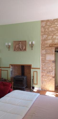Chambre Louis XVI au Château de Champagne-Mouton
