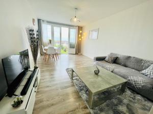 Chambre meublée dans un appartement en colocation