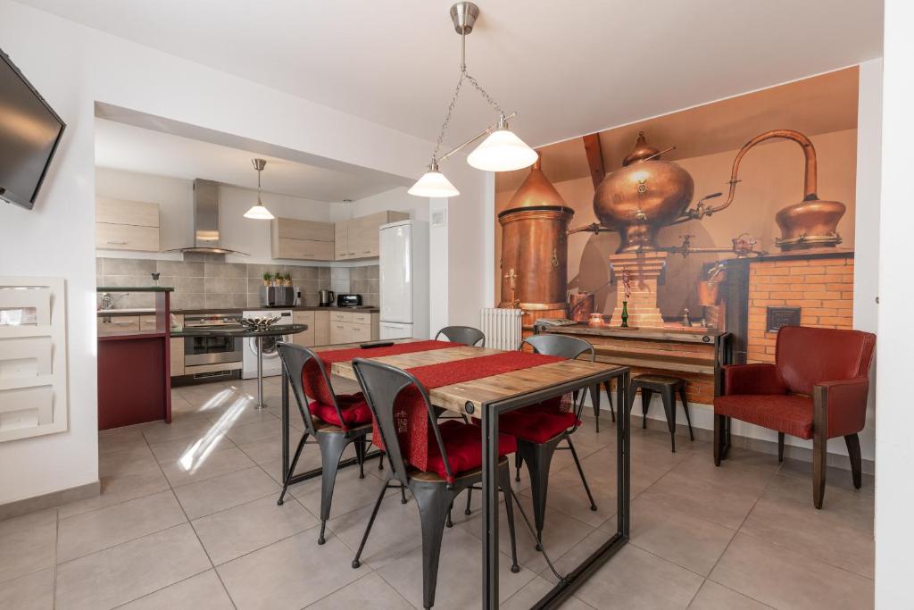 Chambre privée sur un domaine de 10 hectares
