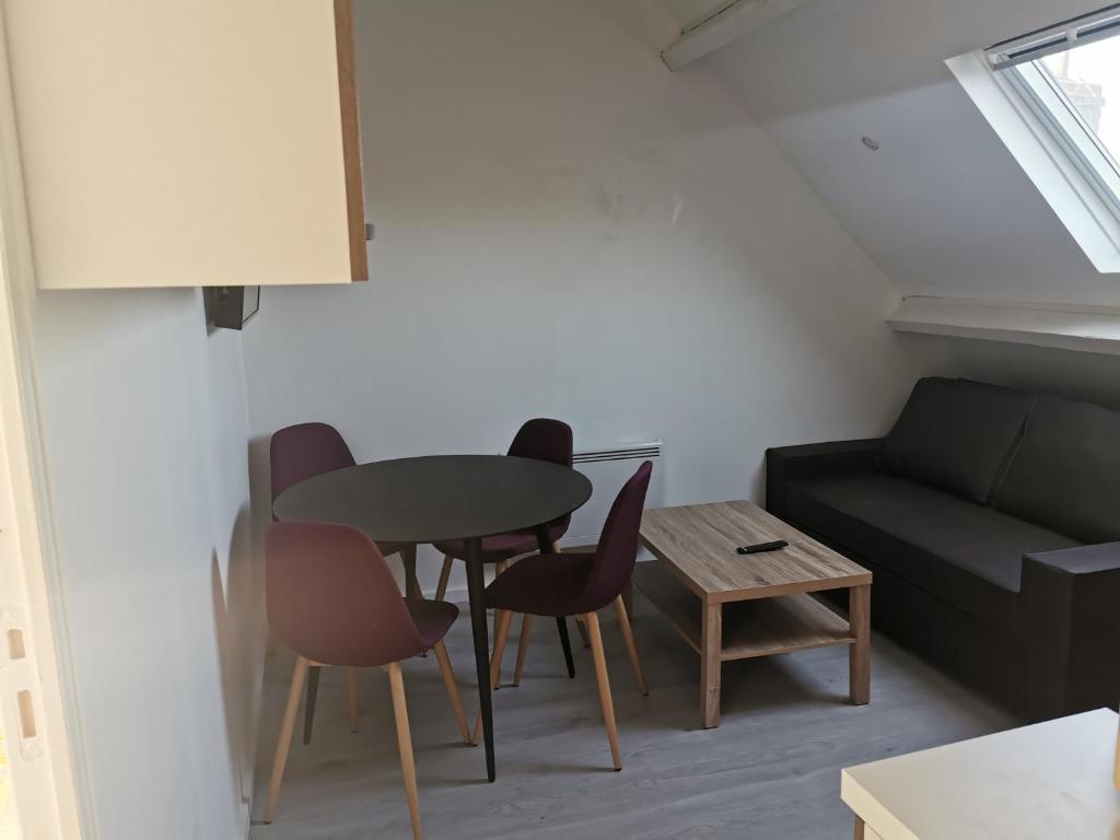 Chambre Thomas 12230 Fougayroles