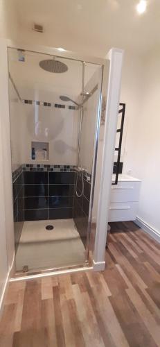 Chambre tout confort à l'étage