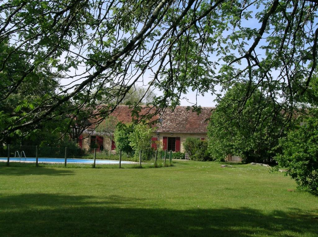 Chambres d'hôtes à la campagne à 5mn de Bergerac - Domaine de Bellevue Cottage 1682 Chemin de Beynac, 24100 Lembras