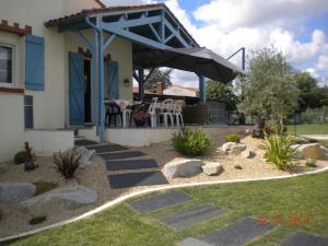 B&B / Chambre d'hôtes Chambres d'hôtes au coeur du vignoble saint christophe la couperie 280 rue de venise 49270 Saint-Christophe-la-Couperie Pays de la Loire
