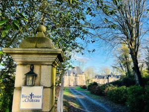 B&B / Chambre d'hôtes Chambres d'hôtes Château de La Croix Chemin Chateau de La Croix Chemin 35270 Saint-Léger-des-Prés Bretagne