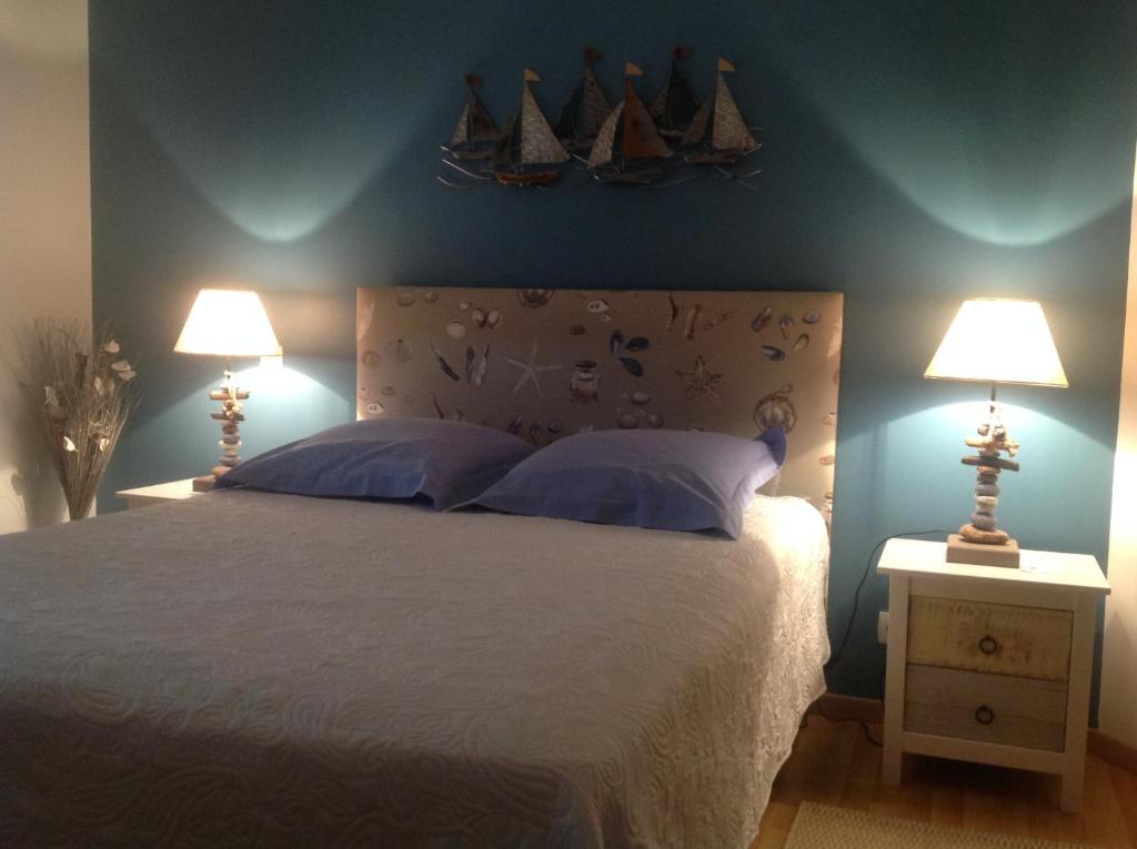 B&B / Chambre d'hôtes Chambres d'hôtes dans la baie du Mt St Michel 15 Rue Henri Delaspre 50740 Carolles