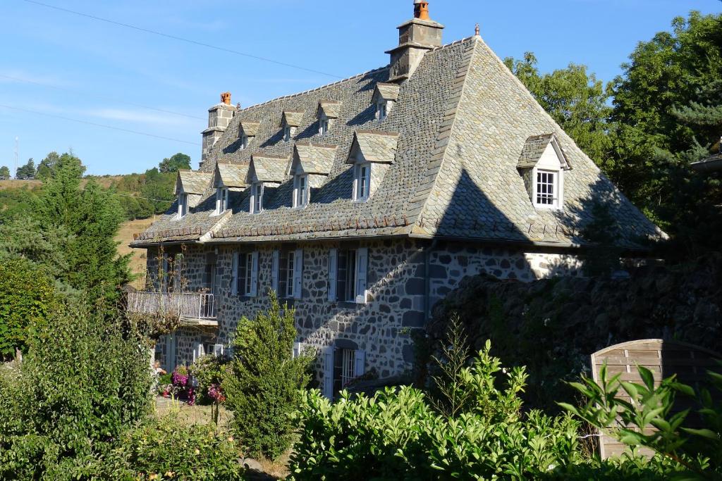 B&B / Chambre d'hôtes Chambres d’hôtes de Barathe 14 Route de Barathe lieu dit Barathe 15130 Giou-de-Mamou