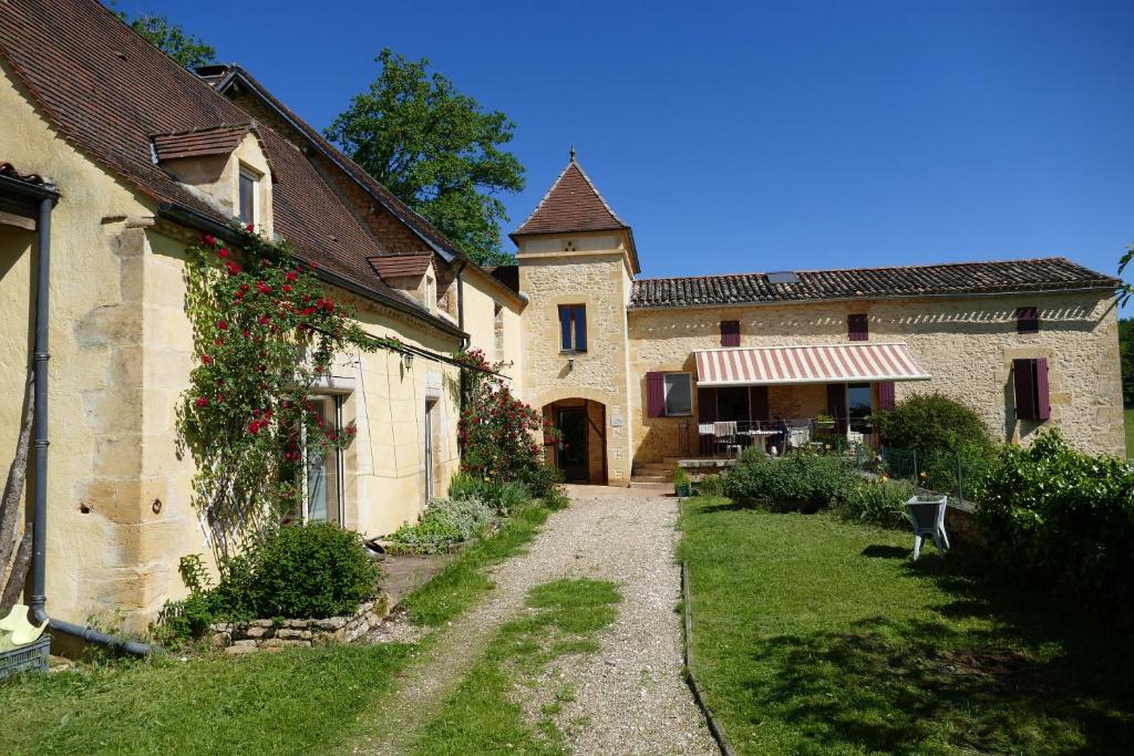 B&B / Chambre d'hôtes Chambres d'hôtes de la Grande Combe La Grande Combe 24150 Mauzac-et-Grand-Castang