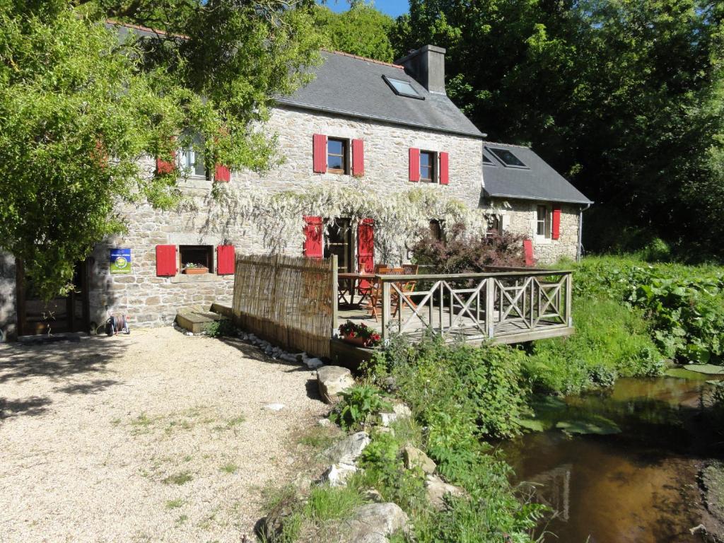 B&B / Chambre d'hôtes Chambres d'Hôtes du Moulin de Brendaouez Moulin de Brendaouez 29880 Guissény