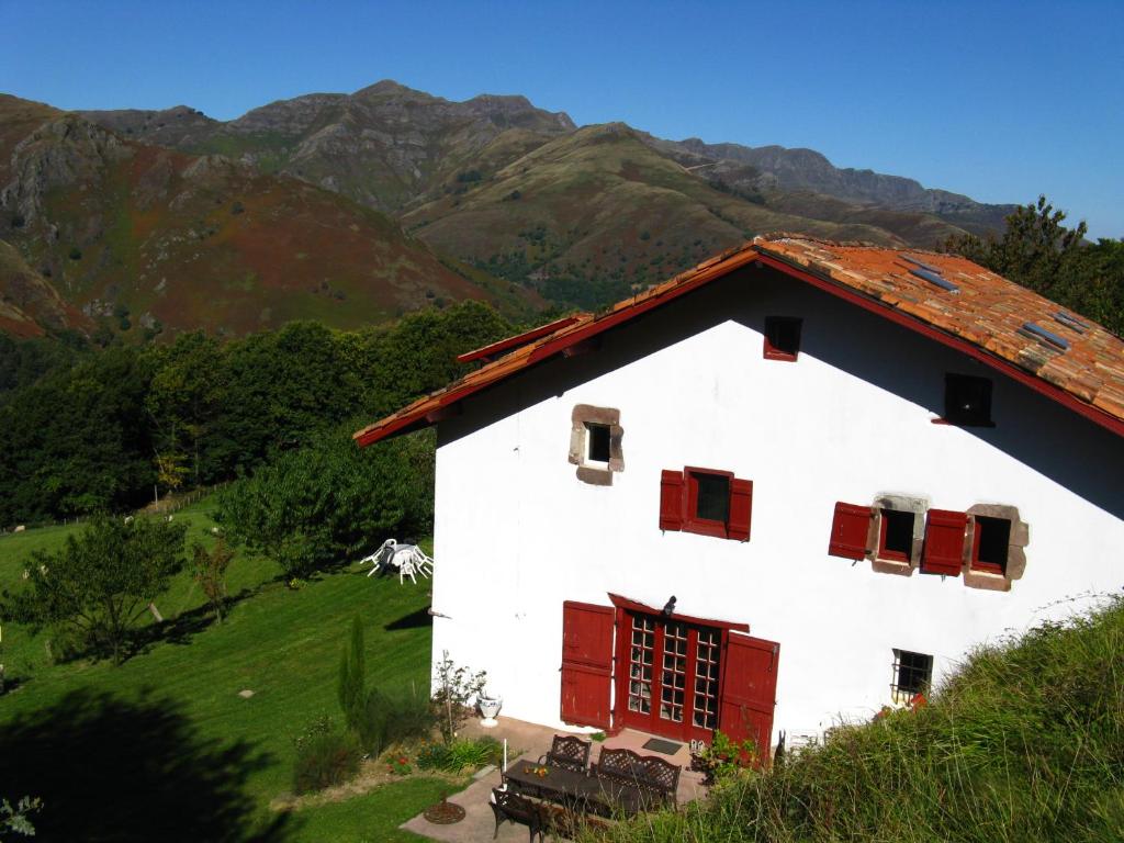 Chambres d'hôtes Idiartekoborda Route de Belexi, 64430 Saint-Étienne-de-Baïgorry