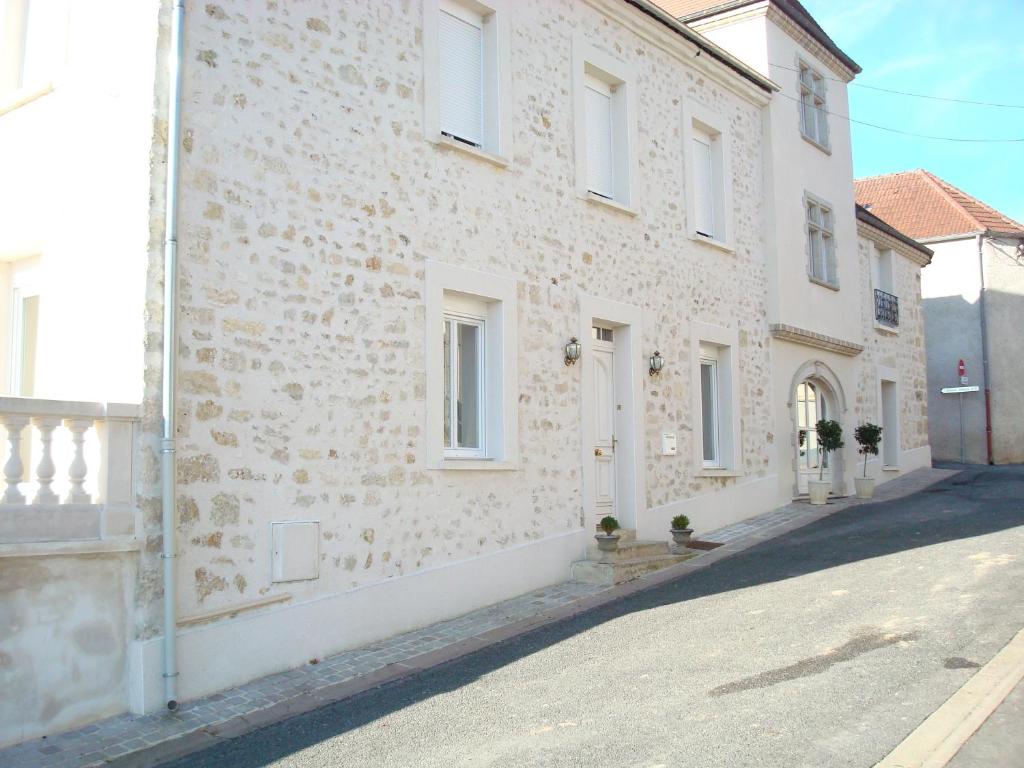 B&B / Chambre d'hôtes Chambres d'hotes Karine SMEJ 1 CHEMIN DES ORMETTES 51700 Châtillon-sur-Marne