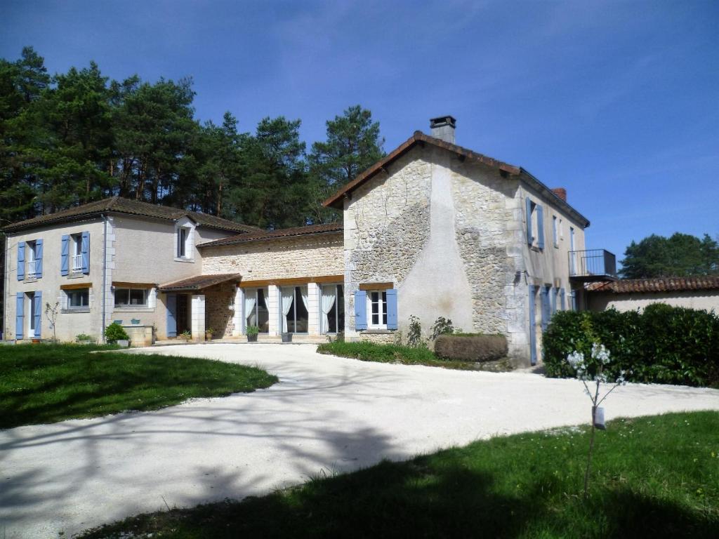 Chambres d'Hôtes Le Vignaud lieu dit Le Vignaud, 24310 Brantôme