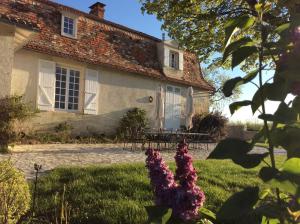 B&B / Chambre d'hôtes Chartreuse Le Logis La Montagne lieu dit la montagne 24600 Allemans Aquitaine