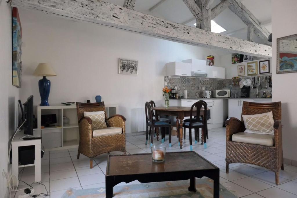 Chateau Anaselle 61790 Condé-sur-Noireau