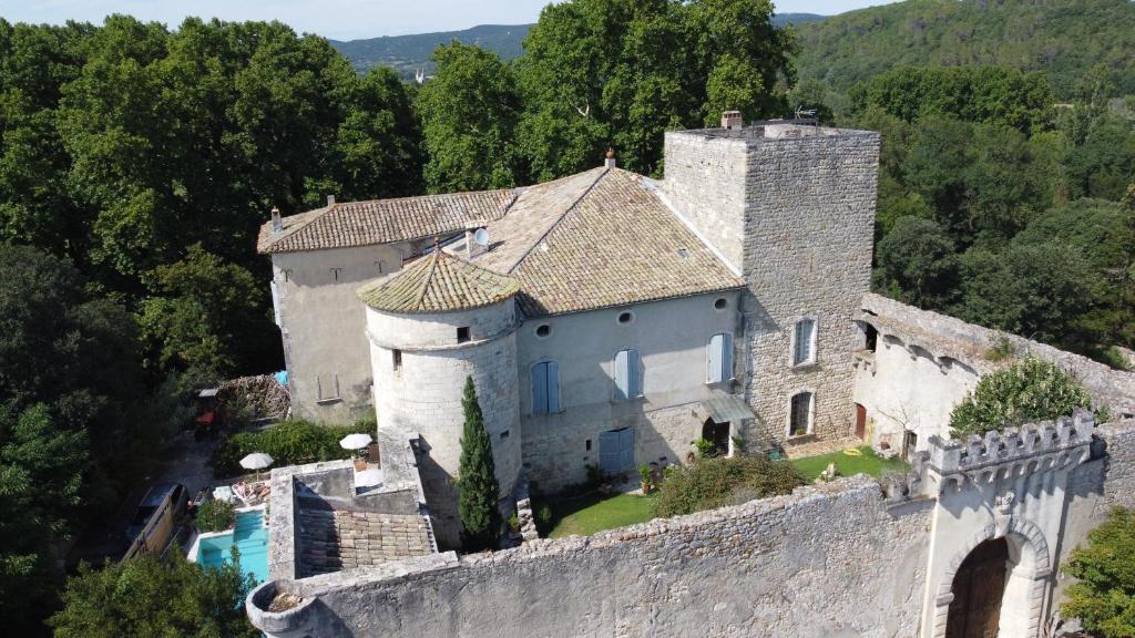 Chateau de la Bastide Le chateau de la Bastide, 30630 Goudargues