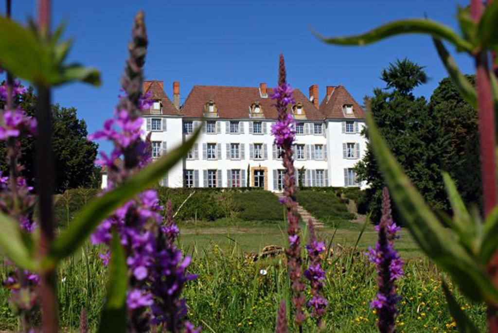 B&B / Chambre d'hôtes Château De Matel 19 Allée Du Château De Matel 42300 Roanne