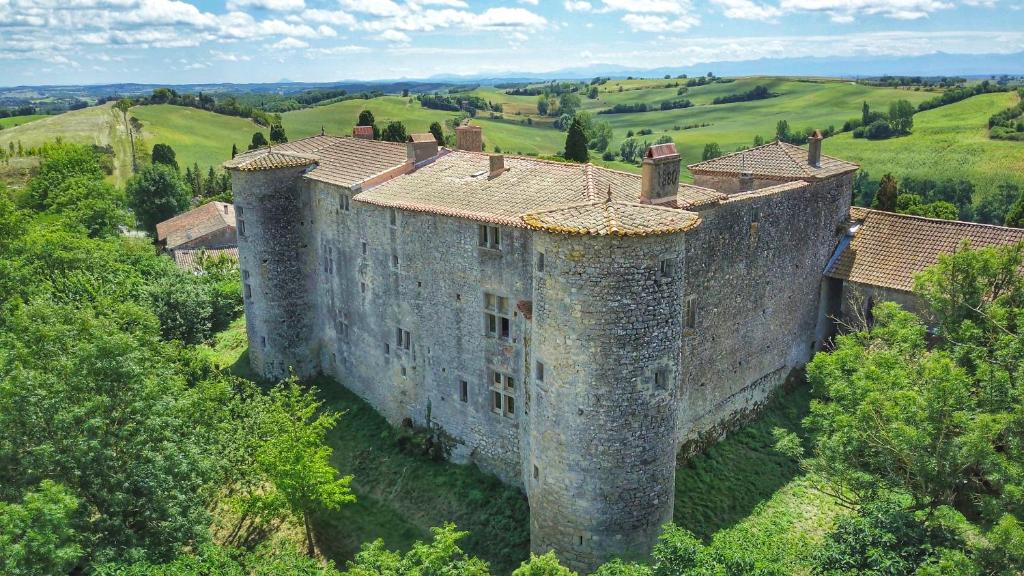 Château de Mézerville Rue de l'Église, 11410 Mézerville