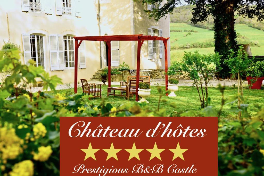 B&B / Chambre d'hôtes Château de Perpezat Château de Perpezat 63420 Apchat