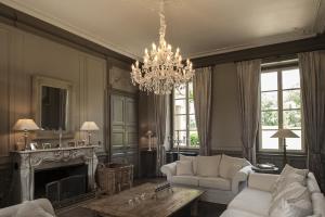 B&B / Chambre d'hôtes Château de Planchevienne Lieu-dit Planchevienne s/n 58470 Magny-Cours Bourgogne