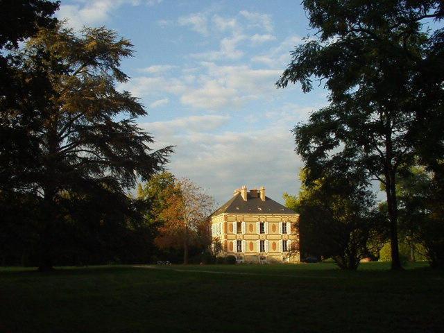 Château des Bouffards Les Bouffards, 18410 Brinon-sur-Sauldre