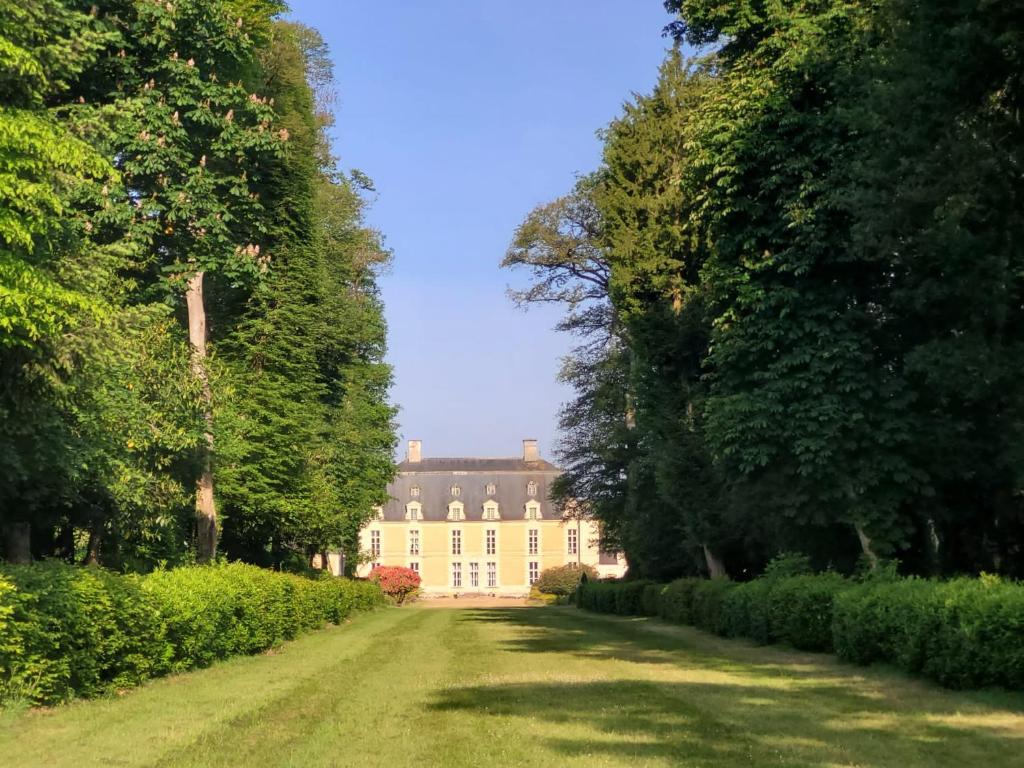 B&B / Chambre d'hôtes Château du Boschet Le Boschet 35890 Bourg-des-Comptes