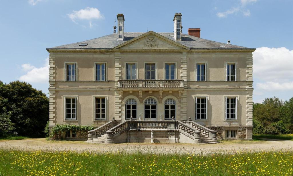 B&B / Chambre d'hôtes Chateau du Hallay Le Hallay 85600 Boufféré