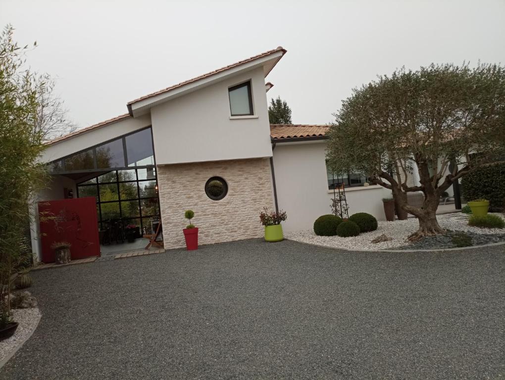 Chateau L'Orangerie 79600 Le Chillou