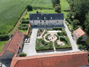 B&B / Chambre d'hôtes Chateau Le Colombier 2 Rue du Colombier 50500 Brévands Normandie