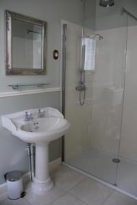 Chateau Lezat - Chambres d'Hotes et Table d'Hotes
