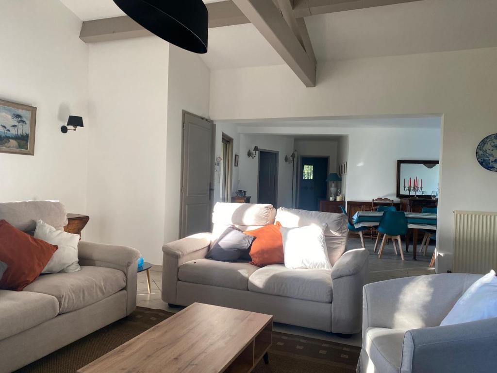 Chateau Melay 52400 Melay