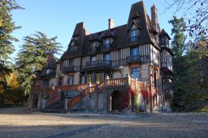 château Mont Suzey