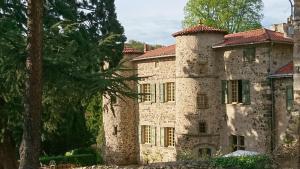 B&B / Chambre d'hôtes Chateau Paysan de Durianne 13 rue de Séquoia, Hameau de Durianne 43700 Le Monteil Auvergne